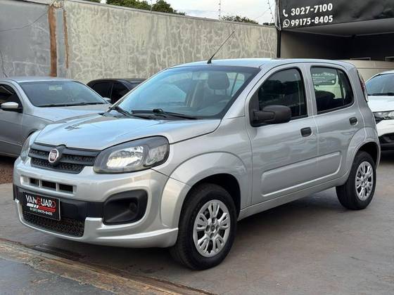 FIAT UNO 1.0 FIRE FLEX ATTRACTIVE MANUAL FIAT UNO 1.0 FIRE FLEX ATTRACTIVE MANUAL